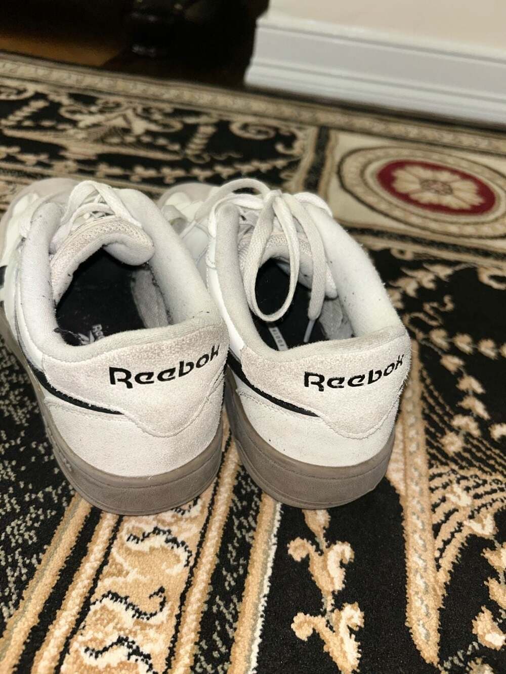 Reebok - Picture 4 of 5